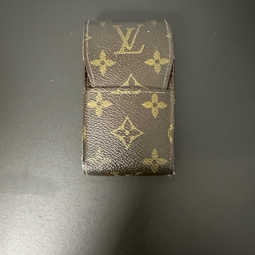 💯% Authentic Louis Vuitton Monogram Brown and Gold Lipstick Accessory Case